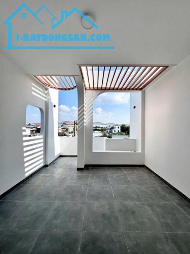 Bán Nhà 1 Trệt 2 Lầu P.Bửu Hoà, gần Ngã Tư Chợ Đồn, THCS Trần Văn Ơn, Bùi Hữu Nghĩa 1 xẹc - 1