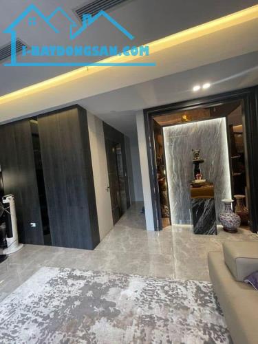 Nguyễn Văn Cừ, 40m2, MT6m, 5 tầng thang máy, ô tô tránh, kinh doanh vỉa hè, giá 12.8 tỷ - 2