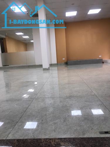 Cho thuê MBKD 59 Láng Hạ, Đống Đa, 90m2 x 3T, mặt tiền hơn 6m giá 50tr.