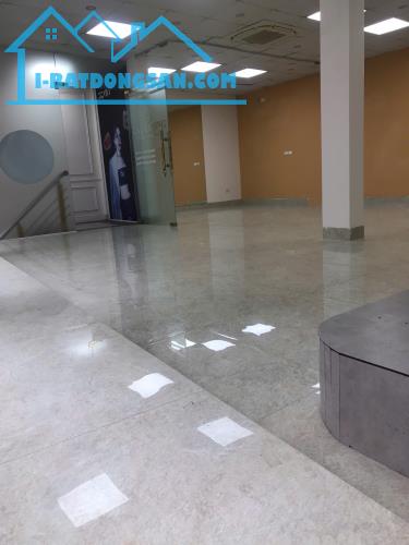 Cho thuê MBKD 59 Láng Hạ, Đống Đa, 90m2 x 3T, mặt tiền hơn 6m giá 50tr. - 3