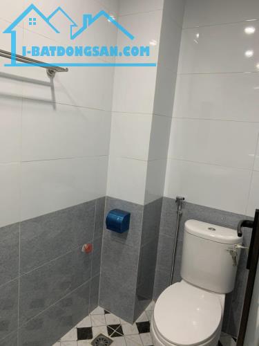 CẦN BÁN TOÀ NHÀ NGUYỄN TRÃI THANH XUÂN 110m 8 TẦNG MẶT TIỀN 7m GIÁ  21 TỶ - 4