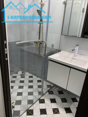 CẦN BÁN TOÀ NHÀ NGUYỄN TRÃI THANH XUÂN 110m 8 TẦNG MẶT TIỀN 7m GIÁ  21 TỶ - 3