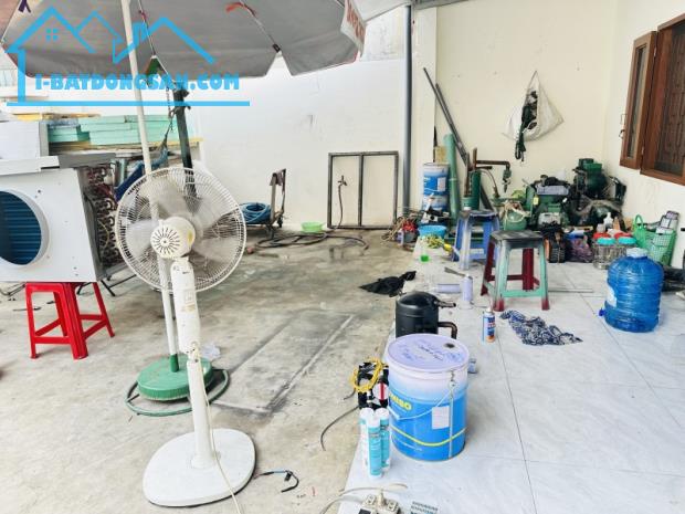 Bán nhà C4 HXH Trịnh Đình Trọng, Tân Phú dt 206m2  giá 12 tỷ 3 tl - 2
