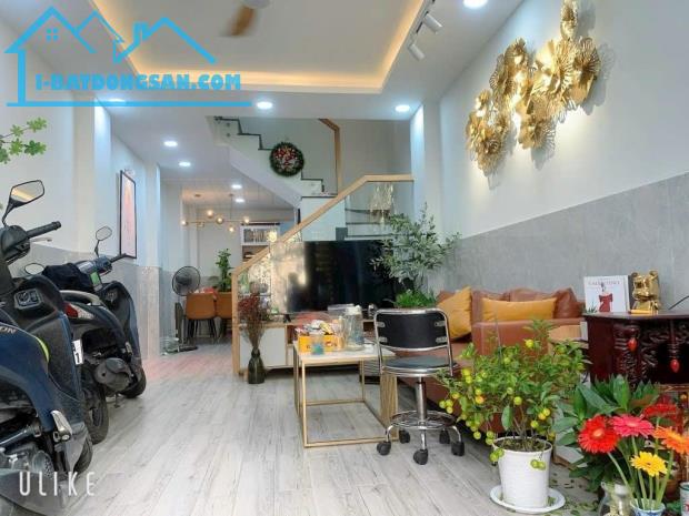NHÀ 3 TẦNG ĐẸP MỚI - HẺM XE HƠI THÔNG - SÁT MẶT TIỀN - GIÁ CHỈ 7.9 TỶ Phường 16, Gò Vấp - 1