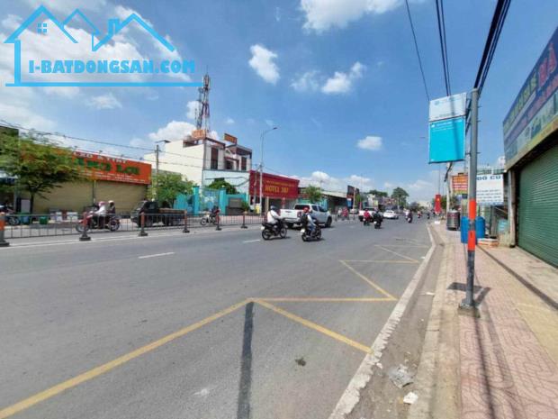 BÁN GẤP,NHÀ MẶT TIỀN KINH DOANH, TÔ KÝ-HÓC MÔN, 210M2 NGANG 5M-NỞ HẬU-CHỈ 12 TỶ 900 - 4