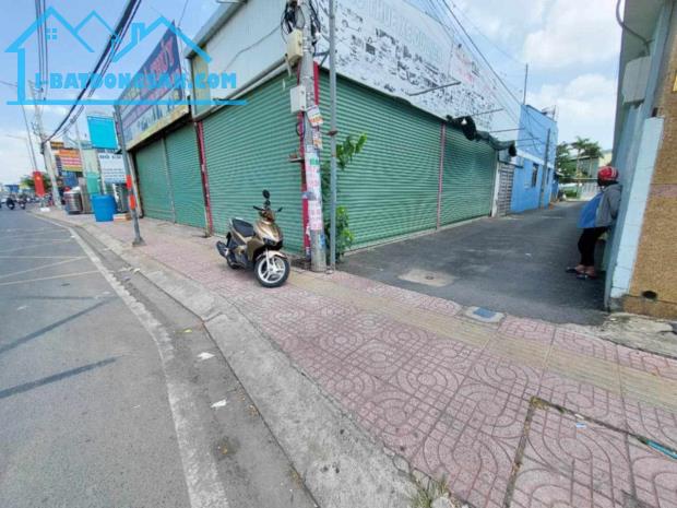 BÁN GẤP,NHÀ MẶT TIỀN KINH DOANH, TÔ KÝ-HÓC MÔN, 210M2 NGANG 5M-NỞ HẬU-CHỈ 12 TỶ 900 - 3