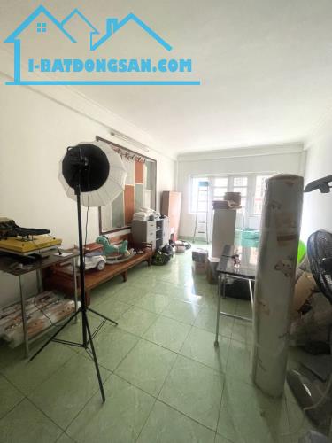🏡Nhà đẹp – NGÕ RỘNG, VỪA Ở VỪA KINH DOANH. Gần chợ, Trường học 46M x 4Tầng. Giá 14 Tỷ