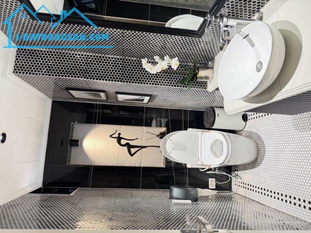 Bán nhà riêng VIP Liễu Giai, chỉ 1 căn duy nhất, 17,5 tỷ, 62m2, vị trí đẹp, giá tốt - 3