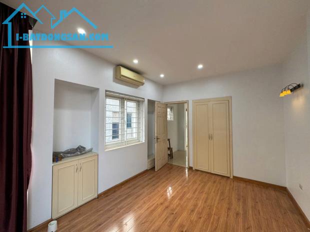 🔥💜BÁN NHÀ PHỐ ĐỨC GIANG 43m2x4T CHÀO 9.1 TỶ - LÔ GÓC - Ô TÔ TRÁNH - SÁT PHỐ - 3