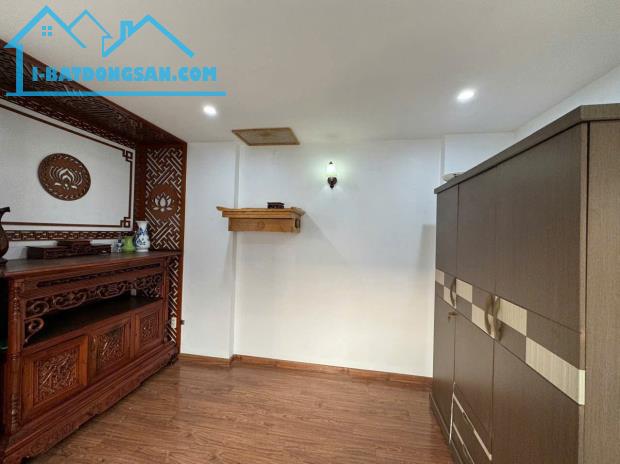 🔥💜BÁN NHÀ PHỐ ĐỨC GIANG 43m2x4T CHÀO 9.1 TỶ - LÔ GÓC - Ô TÔ TRÁNH - SÁT PHỐ - 5