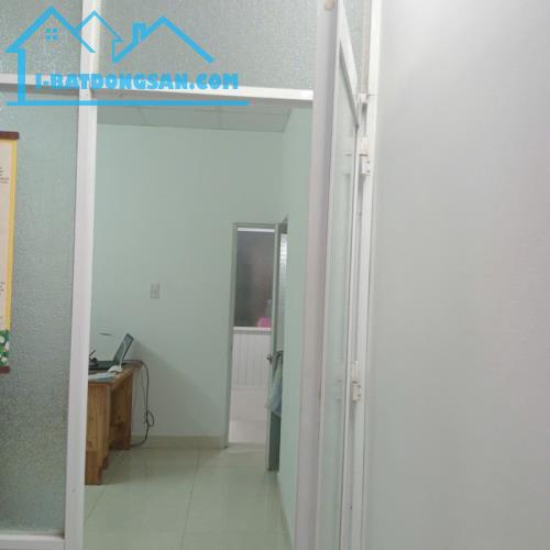 # Nhà Kiệt Hoàng Diệu 38m2, 2 tầng cứng cáp, thoáng sạch, 2.4 tỷ - 3