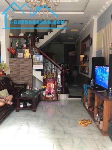 Chuyen Ban nha ở bến lội bình tân - 1