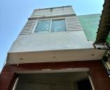 ♣ Sau lưng MT Đống Đa, gần Chợ, 56m2, 3 tầng, 5 Phòng cho thuê, 2.65 tỷ