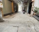 Siêu hiếm. Bán nhà Kim Giang, Hoàng Mai. 51m2 x 3 Tầng. LÔ GÓC. GẦN PHỐ. Hơn 9 Tỷ.