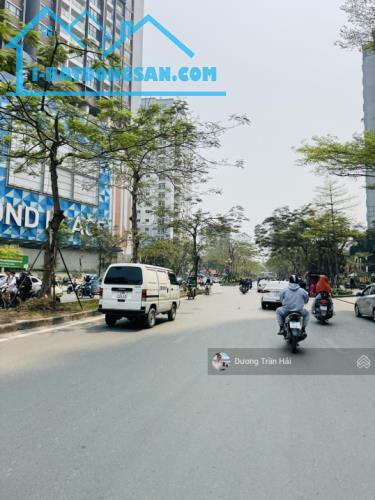Bán nhà Phân Lô Phú Diễn 140m - Mặt tiền 18m - Lô Góc - Ô tô Vỉa Hè Tích Sản hiệu quả