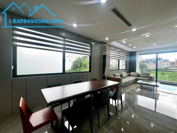 Bán nhà đẹp nhất Nguyễn Sơn,55M,7 tầng thang máy,MT 5M,ngõ thông,gara 2 ô tô.Nhỉnh 18 tỷ - 2