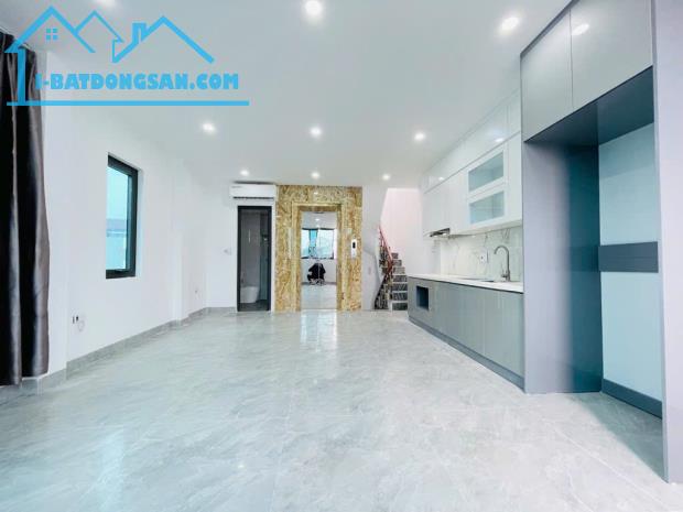 Bán Nhà: Ngọc Hồi, cách BX Nước Ngầm, 600m, 6 tầng, Thang Máy, oto đỗ cửa, Nhỉnh 8 tỷ - 3