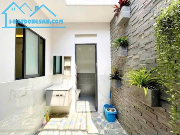 BÁN CĂN NHÀ LẦU GẦN NGAY CÂY XĂNG BÌNH HÒA 500 MÉT. CẠNH BỬU LONG - 1