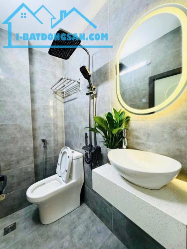 Siêu phẩm Cầu Giấy 38m, 5 tầng, 4m MT, 10m ra mặt phố - Giá 7 tỷ - 5