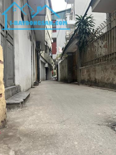 Kim Giang, Nhà đẹp ở ngay, Oto vào, 2 thoáng. 120m2 x 4t, MT 5.5m. Chỉ 18.8 tỷ!