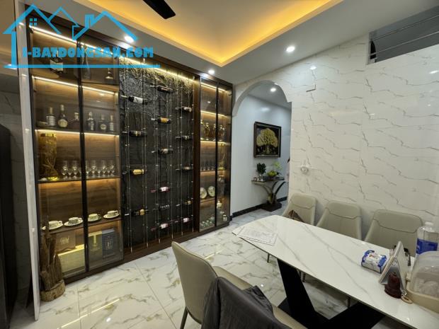 Bán Nhà Riêng Lê Quang Đạo DT 43m2 - 4 Tầng Oto Đỗ Cổng-Full Nội Thất. - 4