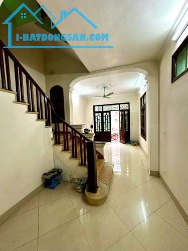 Bán nhà phố Sài Đồng 70m2x4T, lô góc 2 thoáng, ô tô sát nhà, 9.5 tỷ - 1