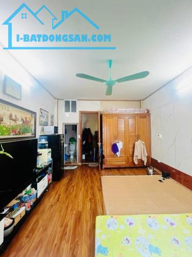 Bán Nhà phố Thuỵ Khuê DT 31m x 5 tầng MT 4m Giá 6,8 tỷ - 1