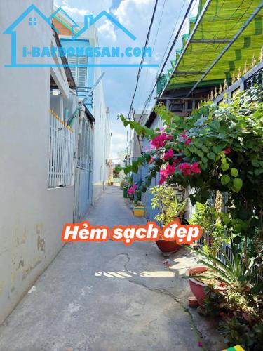 Nền 100m2 ODT xây trọ định cư hẻm nhánh Liên Tổ 3-4 NVC cách Đại Học Y Dược 1km