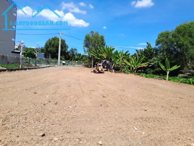 Bán Đất Thổ Cư – Mặt Tiền Lô Góc 885m2_10x50m, nở hậu Gần Phạm Văn Đồng Linh Đông Thủ Đức - 1