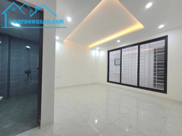 NHÀ RẺ NHẤT TRUNG TÂM VĂN QUÁN - NHÀ MỚI KOONG  30M 5 TẦNG GIÁ 6.1 TỶ CÒN BỚT - 2