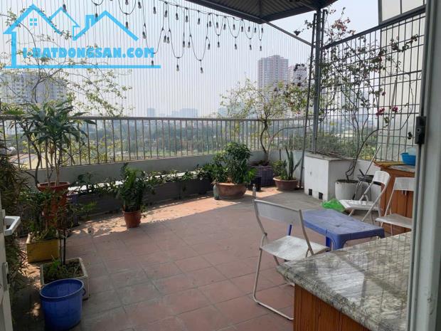 BÁN SIÊU PHẨM TRỤC CHÍNH KINH DOANH HỒ ĐỀN LỪ .DT 51M. B 24. MT 6 M . ĐẢNG CẤP - 2