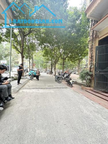 Bán nhà lô góc, 39M x 4 Tầng, Khuất Duy Tiến, Thanh Xuân, chỉ 17.2 tỷ - Sổ đỏ chính chủ - 1