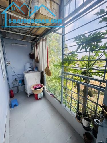 Tặng full nội thất - Định cư gấp bán - Bình Hưng Hòa A - 64m2 - 2 tầng - Chỉ nhỉnh 4 tỷ - 4