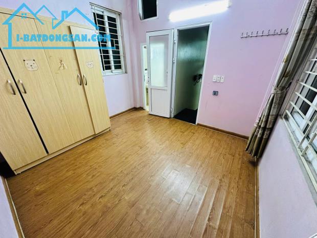 Vip - Cực hiếm, Bán nhà 4 tầng, 35m2, giá chỉ 5.75 tỷ tại Kim Giang, Hoàng Mai ! - 2