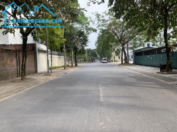 Đất đẹp rộng 240m mặt tiền: 12m ở Thượng Thanh Long Biên mặt đường vỉa hè oto tránh 33 tỷ - 4