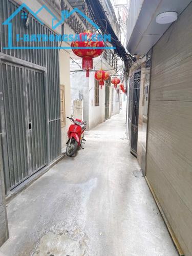 BÁN NHÀ SIÊU HIẾM CẦU GIẤY - NHÀ ĐẸP FULL NỘI THẤT