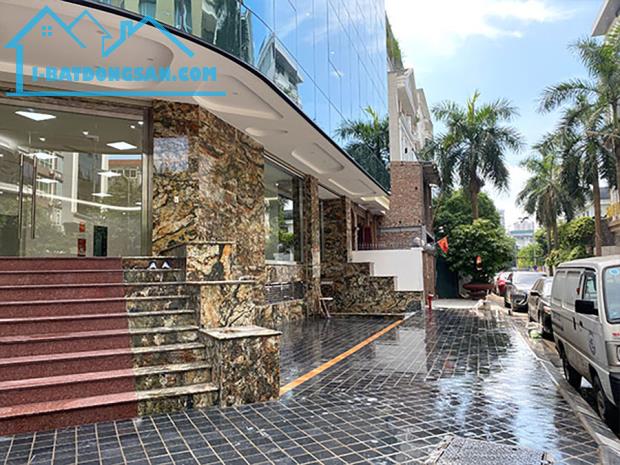 Bán Tòa Văn Phòng VIP 8 Tầng MP Dịch Vọng Hậu. Vị Trí Lô Góc. DT 300m2.Gía 230TY - 1