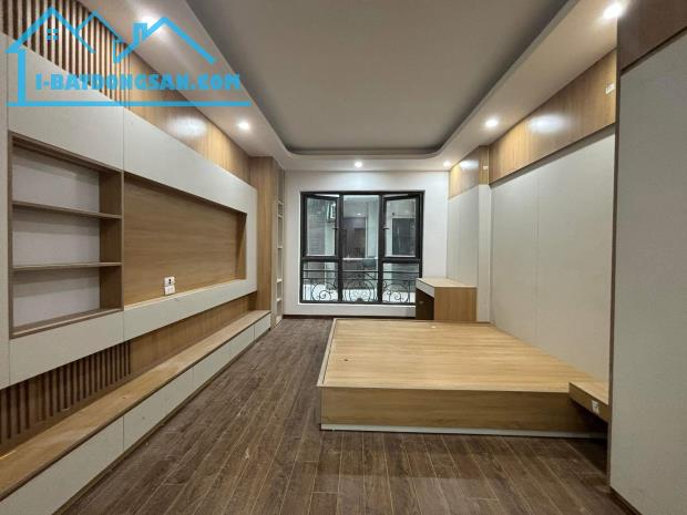 BÁN NHÀ NGÕ QUỲNH,HAI BÀ TRƯNG,NHÀ MỚI ,5 TẦNG ,THANG MÁY; Ô TÔ CÁCH NHÀ 20M ,TRƯỚC NHÀ RỘ - 4