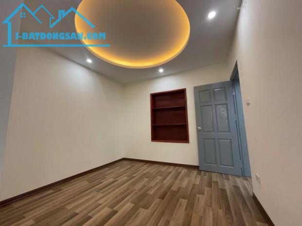 Nhà B9 Tập Thể Nghĩa Tân, Cầu Giấy. 2PN, 2VS; Giá 2.9 Tỷ - 3