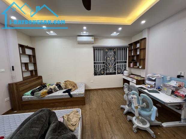 Bán nhà phố Đặng Tiến Đông, Siêu hiếm, ô tô tránh, ở ngay - 5