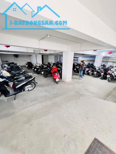 Bán tòa nhà 320m2, 10 tầng, mt 15m tại đường Láng, cho thuê 330 triệu/ tháng, chỉ 198 tỷ. - 1