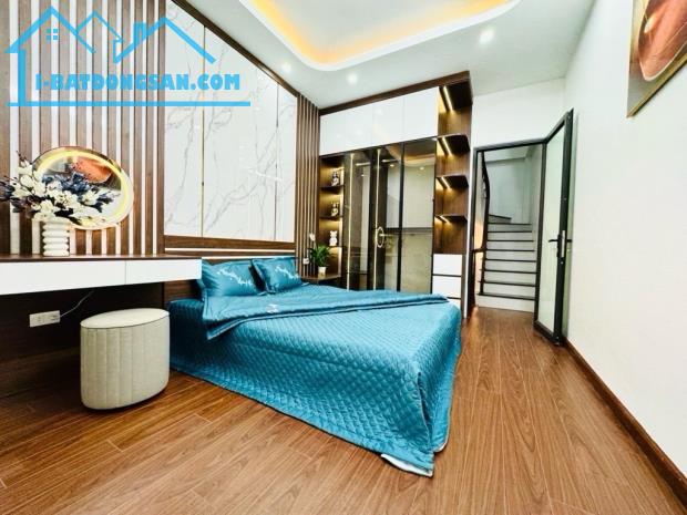 NHÀ 5 TẦNG TRUNG TÂM THANH XUÂN – GẦN PHỐ - THOÁNG ĐẸP - SỔ ĐỎ CHÍNH CHỦ - 2