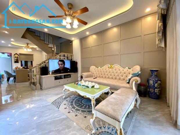 Bán gấp – Nhà dân xây – Ngõ ô tô tránh – Phường Thạch Bàn, 4 tầng, 40 m2 giá 8,x tỷ. - 2