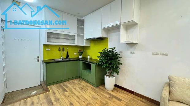 Bán CHDV 170m2 6x30m Nơ Trang Long - 7T thang máy - Lô góc - 33 Phòng - Đầu tư - 2