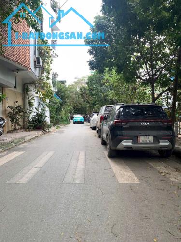 LÔ GÓC - PHÂN LÔ - OTO TRÁNH - KHU CÁN BỘ CẤP CAO - GẦN HỒ PHƯƠNG LIỆT - NHÀ ĐẸP CỰC CHẤT - 5