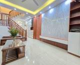 Việt Hưng Long Biên -2 MẶT THOÁNG DÂN XÂY -TƯỜNG 20, NGÕ NÔNG, GẦN Ô TÔ NHỈNH 8.x T.Ỷ THƯƠ