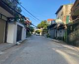 Bán gấp – Nhà dân xây – Ngõ ô tô tránh – Phường Thạch Bàn, 4 tầng, 40 m2 giá 8,x tỷ.