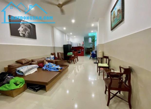 Cần bán nhà Ông ích khiêm 81m2, 3 tầng – sân thượng, hẻm xe tải hơn 7m - 2