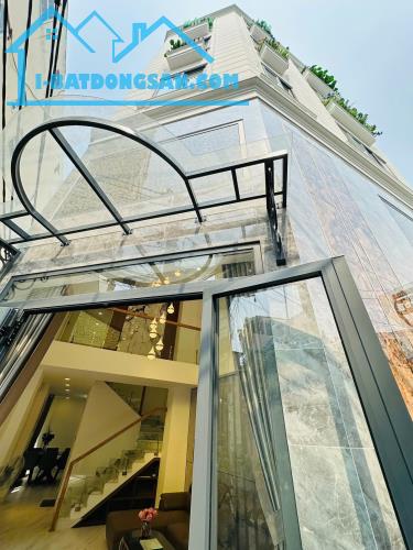 Căn góc 2MT nhà 6 tầng đường Hồng Lạc - Lạc Long Quân. DT: 5x14m [vuông vức].Giá 9.7 tỷ