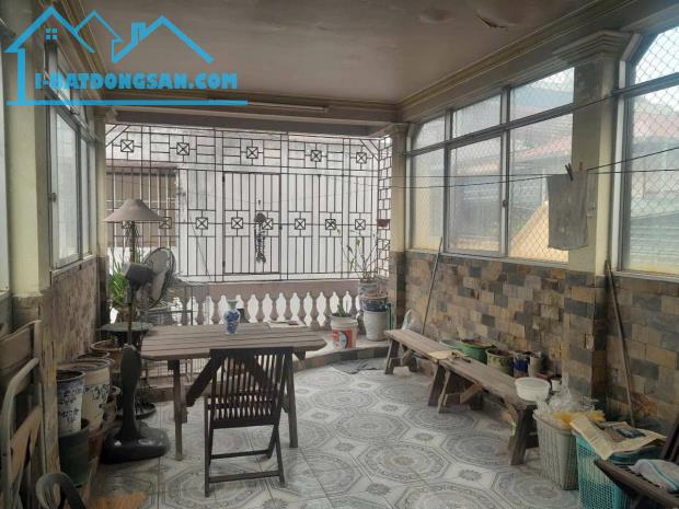 Bán nhà 4 tầng phố Hào Nam - Đống Đa, 50m2  ngõ thông, GIÁ CHỈ 8,48 tỷ